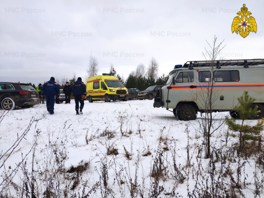 В Костромском районе спасли провалившегося под лед рыбака