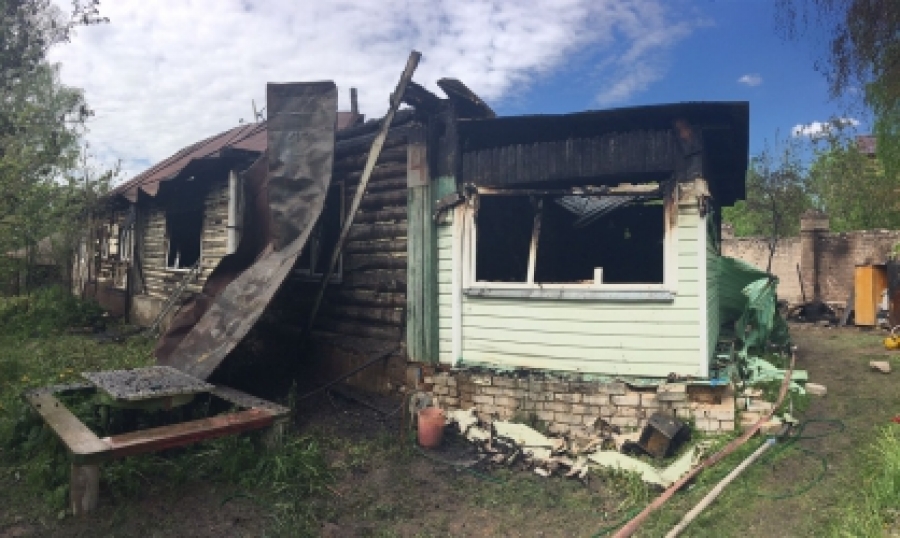 В Костроме при пожаре в собственном доме погибла женщина