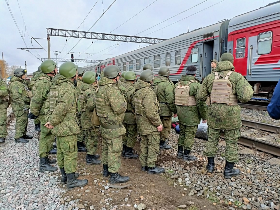 Кострома будет ждать: первые мобилизованные отправились в пункты боевого слаживания (ФОТО)