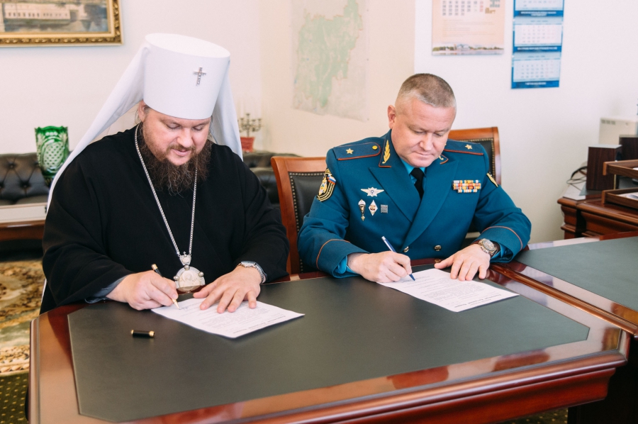 Костромские священники будут помогать пострадавшим вместе со спасателями