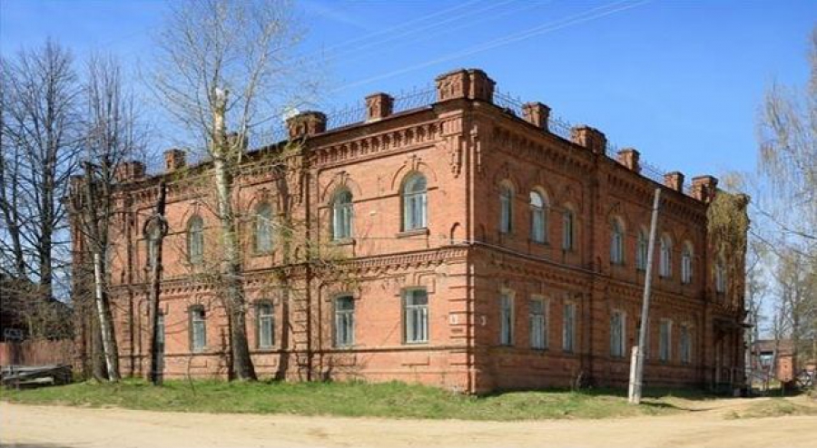 В Костромской области потратят полмиллиона рублей на восстановление крыш медучреждений