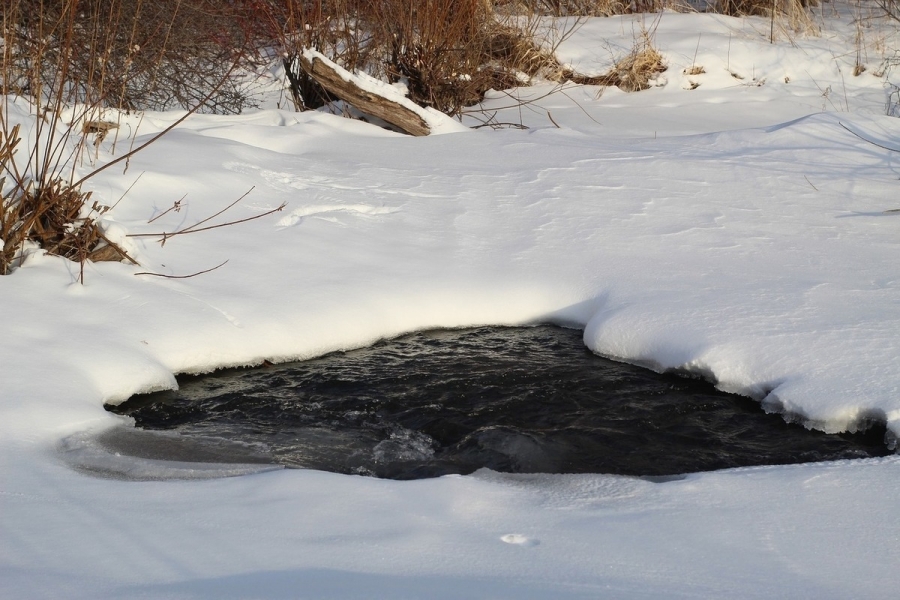 Костромские водоемы небезопасны для прогулок по льду