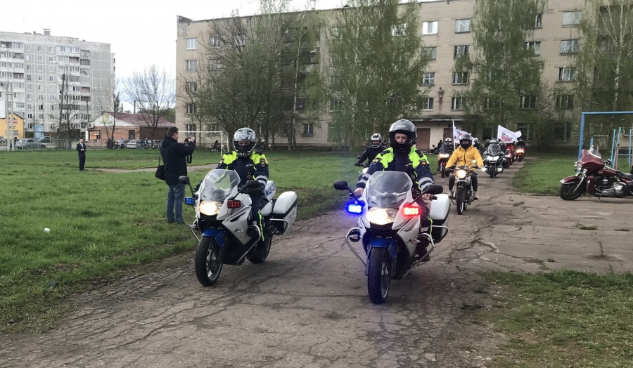 Мотосезон в Костроме стартовал с мастер-класса по безопасности за рулём