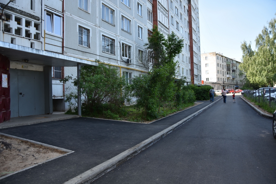 Стало известно, сколько дворов в Костроме благоустроят в этом году