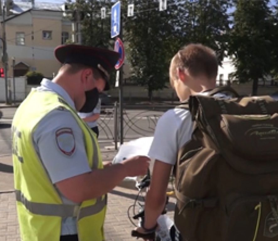 Велосипедисты под надзором: в Костроме участились аварии с двухколесным транспортом
