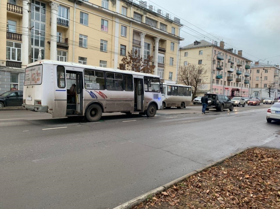 После поездки на городском автобусе костромская пенсионерка попала в больницу