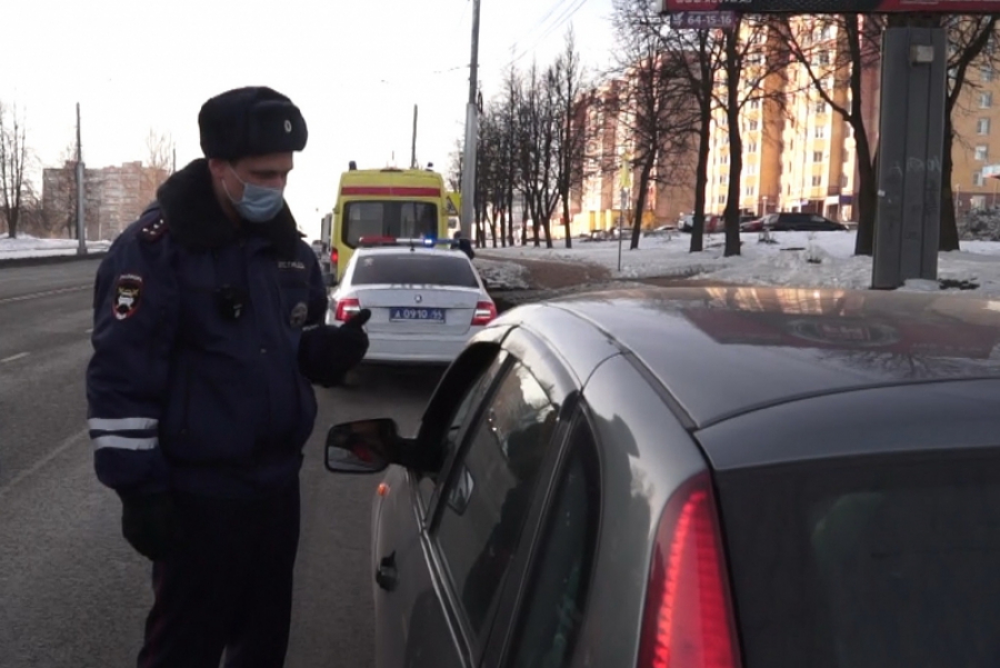 В Костроме водители хронически не уступают дорогу «скорым»