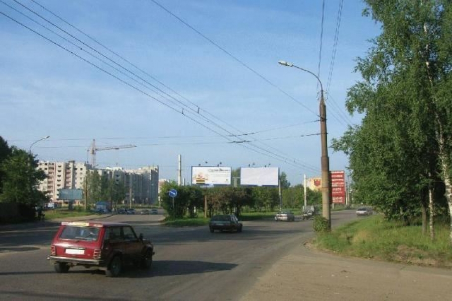 Заволжский район Костромы избавляют от колей на дорогах