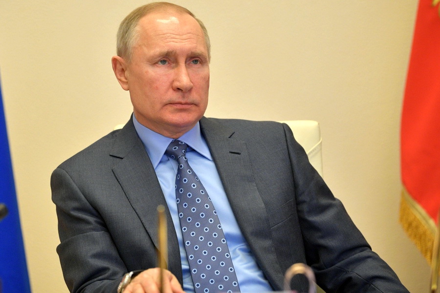 Сегодня Владимир Путин озвучит решение о продлении нерабочих дней