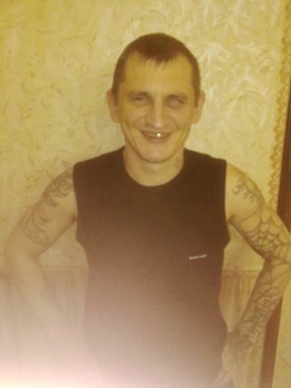 Одинокий мужчина славянской внешности снял квартиру в Костроме, но не оправдал ожиданий хозяев