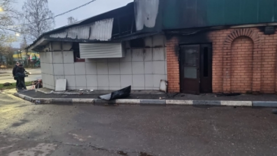 Костромские следователи изъяли на месте пожара в «Полигоне» предметы для экспертизы
