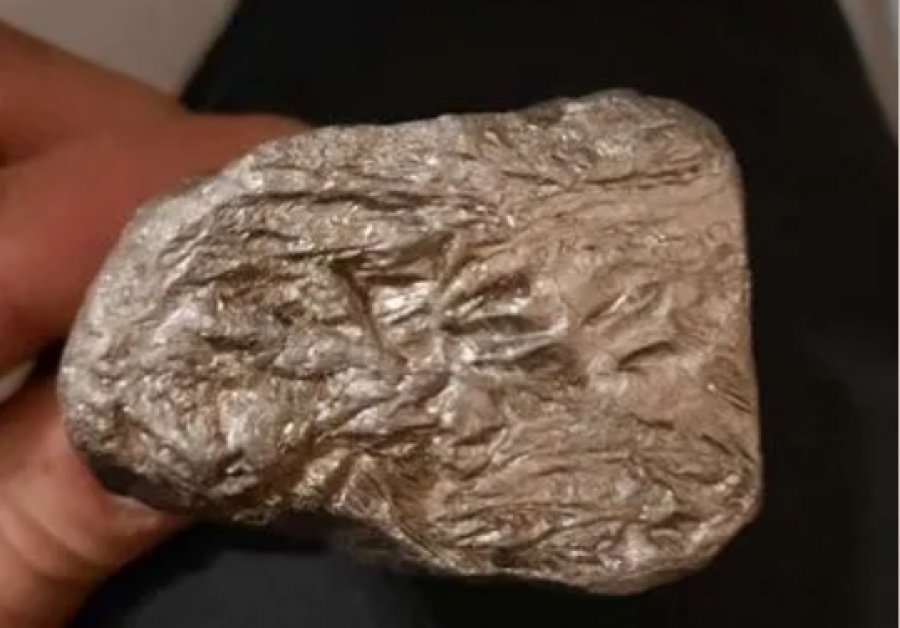 «Звездный камень»: костромич выставил на продажу метеорит за 3 миллиона рублей