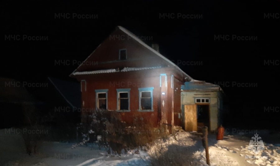 Жизнь еще одного пенсионера оборвалась в результате пожара в Костромской области