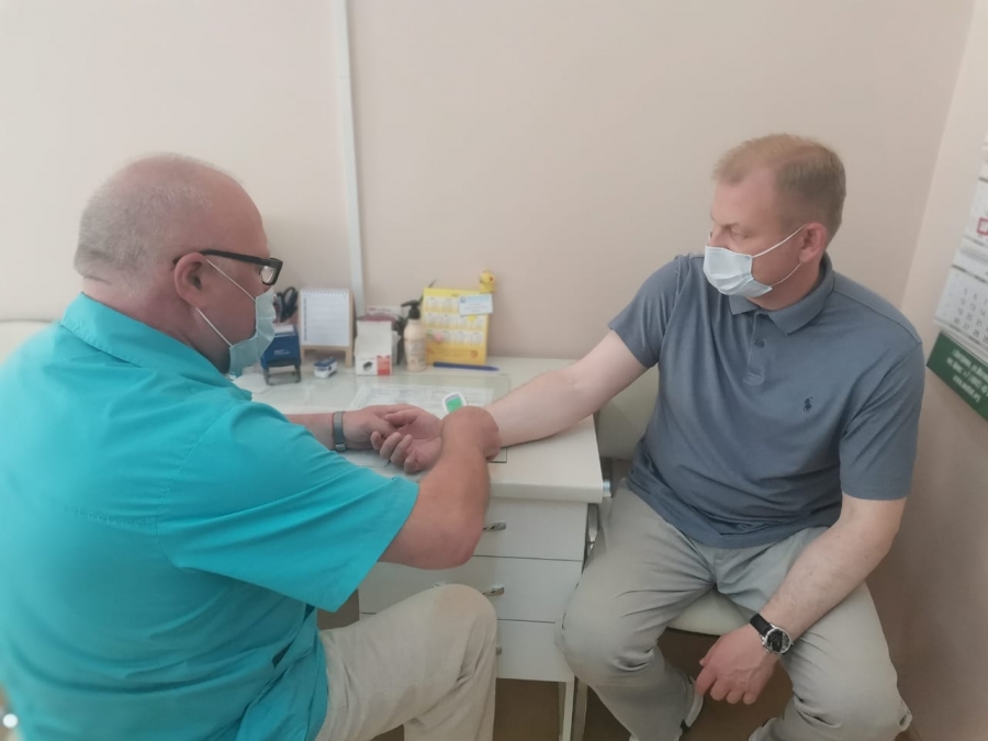 Костромским депутатам разрешили выбрать, какую вакцину против ковида им введут