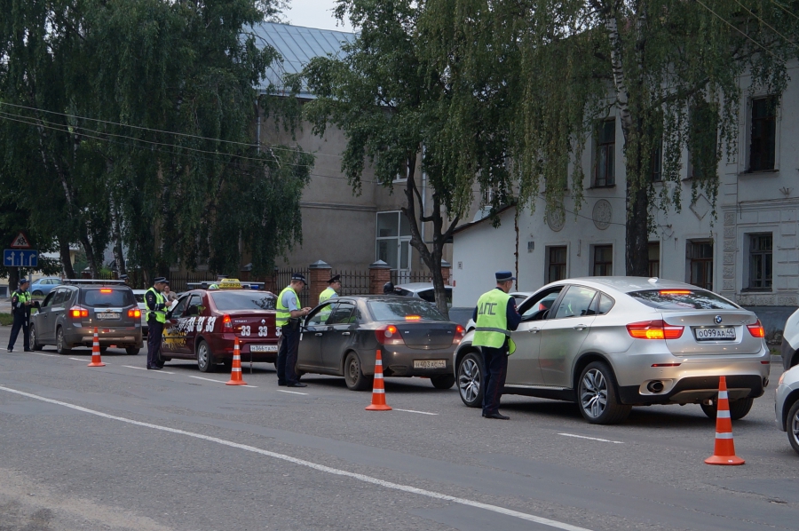 В майские праздники костромские автоинспекторы усилят борьбу с пьянством за рулем