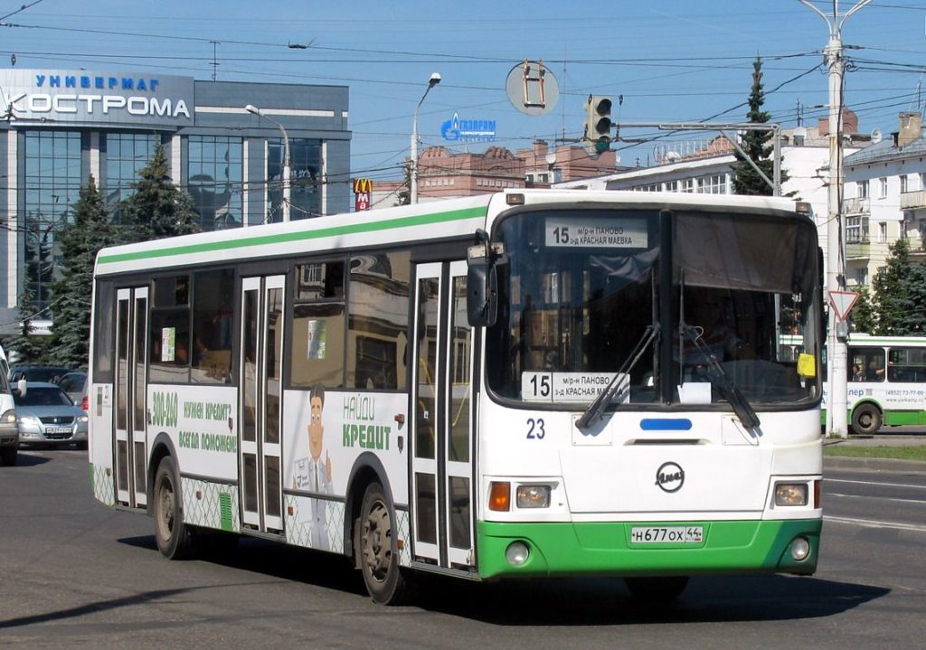 «Водителей не хватает»: чиновники рассказали костромичам, почему они часами не могут дождаться автобуса №15