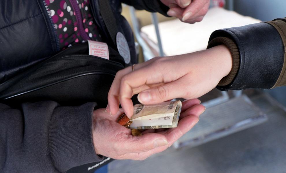В Костроме пассажиры общественного транспорта могут оплачивать проезд даже «бракованными» наличными