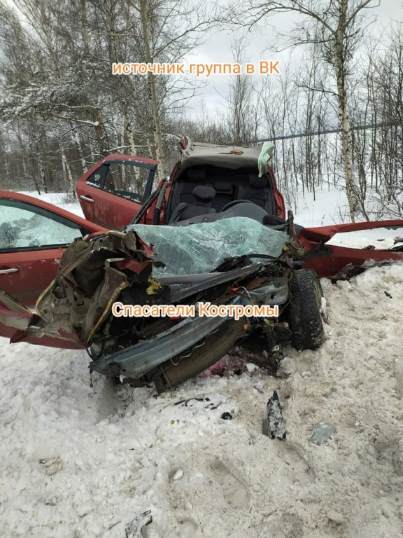 В аварии под Костромой пострадали 7 человек (ФОТО)