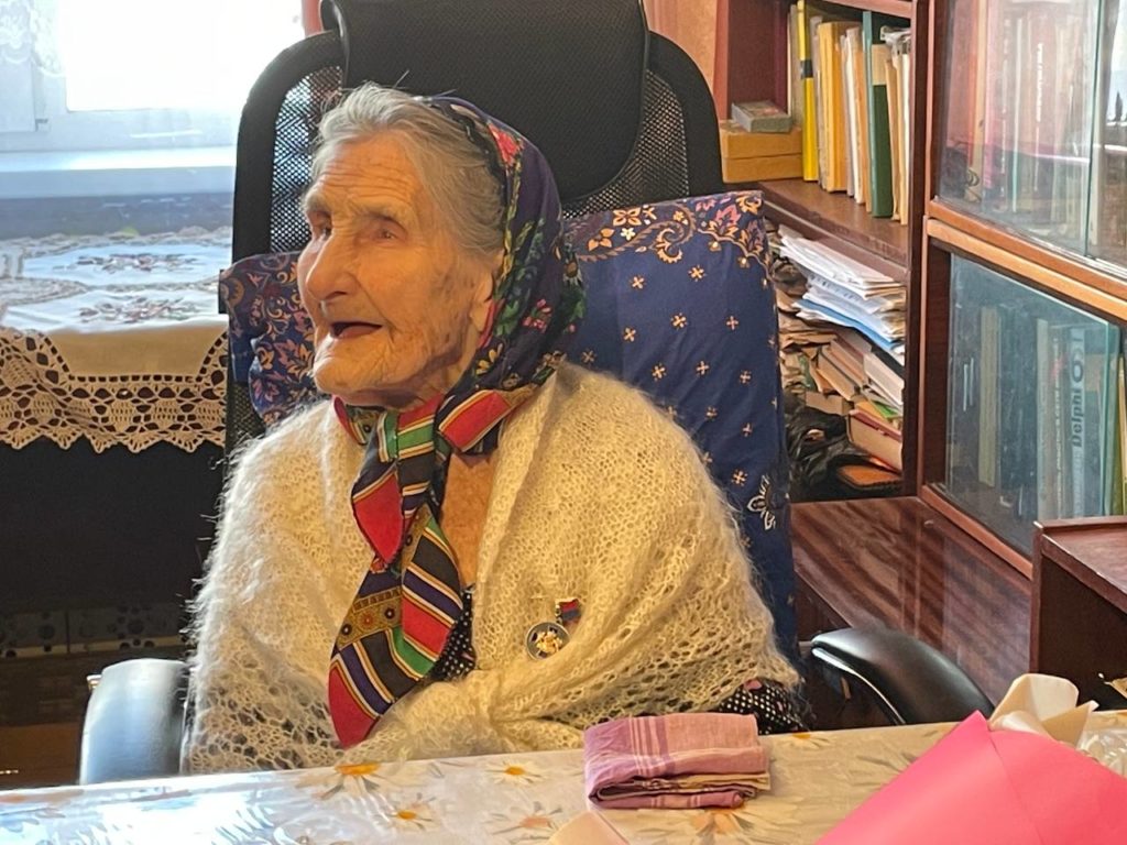 Заслуженный педагог Костромской области отметила свой 100-летний юбилей