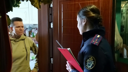В Костроме по вине нескольких УК мать с ребенком-инвалидом жили в невыносимых условиях