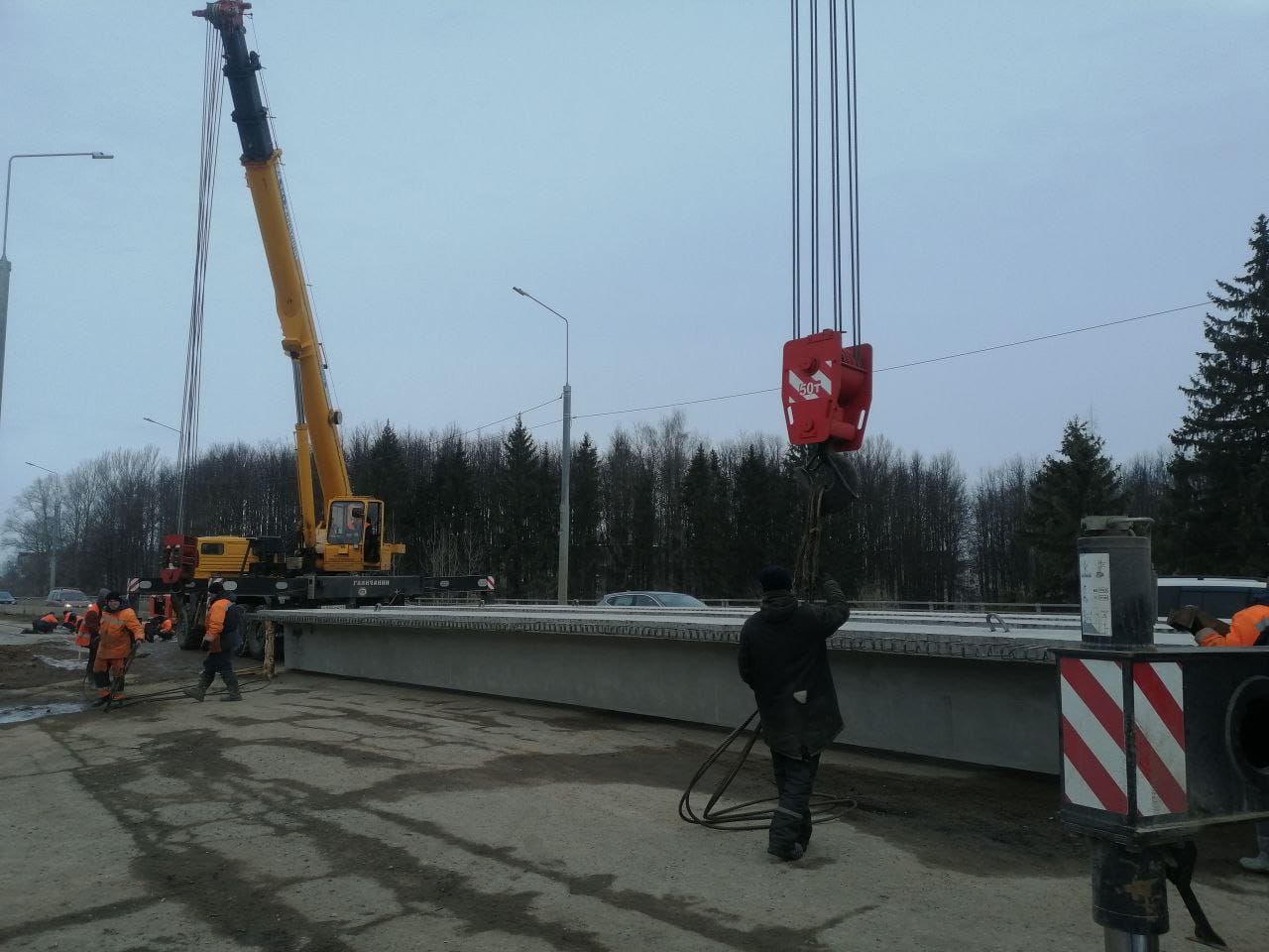 В Костроме путепровод в Юбилейном закрыли для транспорта на две недели -  Logos44