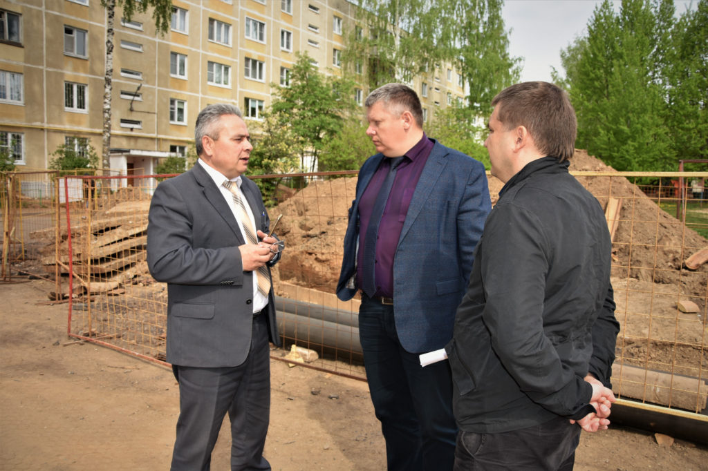 Власти Костромы потребовали от коммунальщиков минимизировать отключения горячей воды в домах