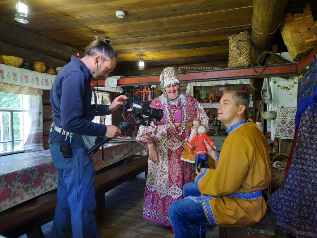 В Костроме вновь была замечена съемочная группа федерального телеканала