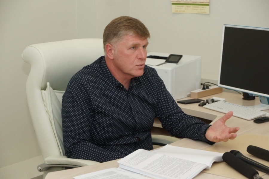 Губернатор Сергей Ситников провел первое очное совещание после болезни