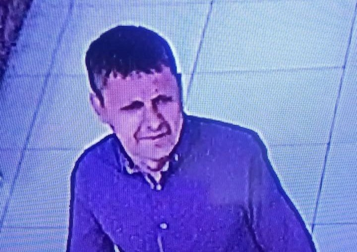 В Костроме разыскивают мужчину, укравшего дорогой ноутбук