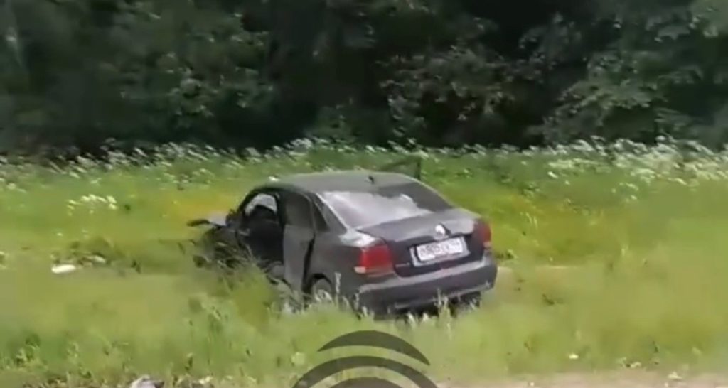В Костроме в аварии погиб водитель иномарки