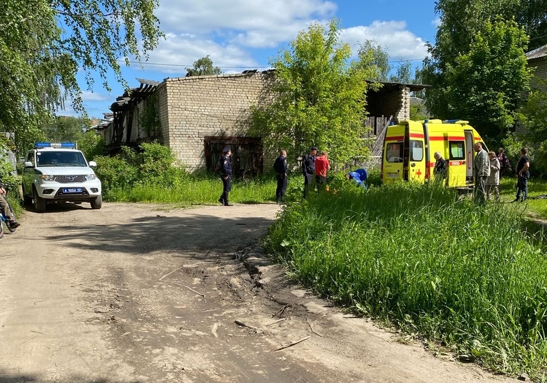 18-летнего парня хладнокровно зарезали в Костромской области