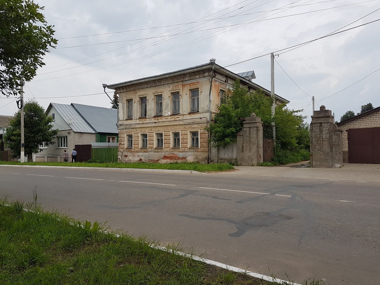 Костромские коммунисты выступили против спасения памятника архитектуры XIX века в Нерехте