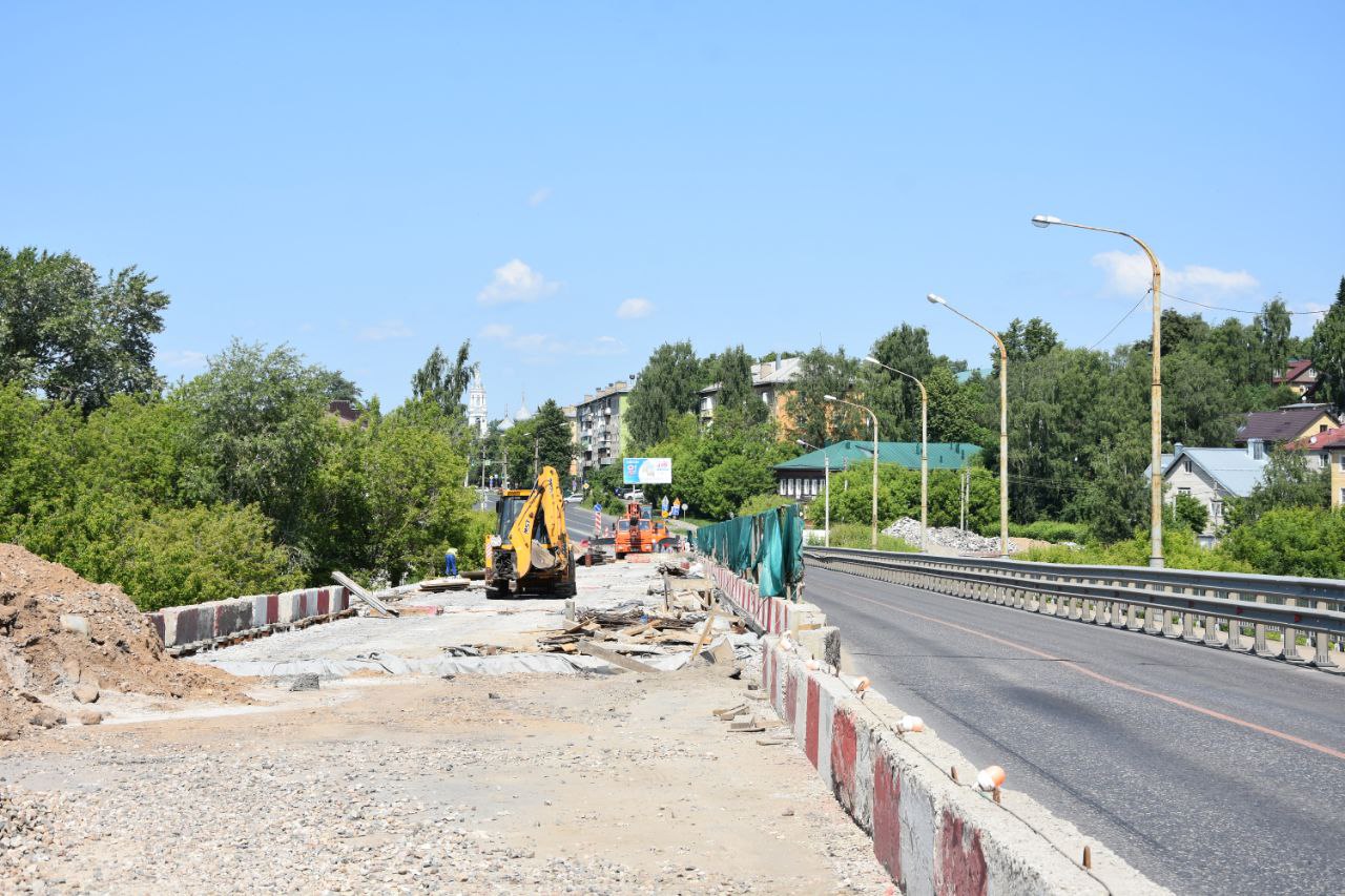Путепровод и мост в Костромском микрорайоне Юбилейный откроют к концу августа