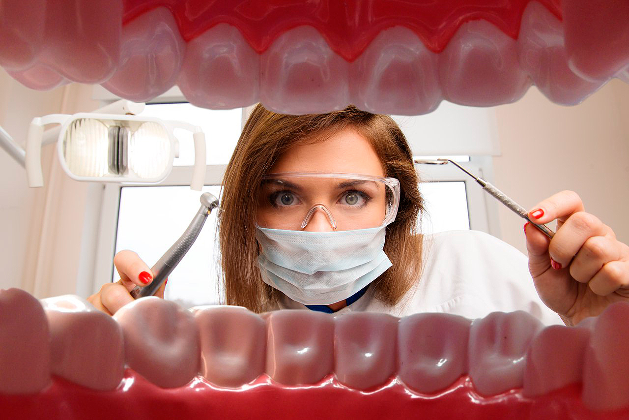 Костромичи месяцами не могут записаться на прием к стоматологу