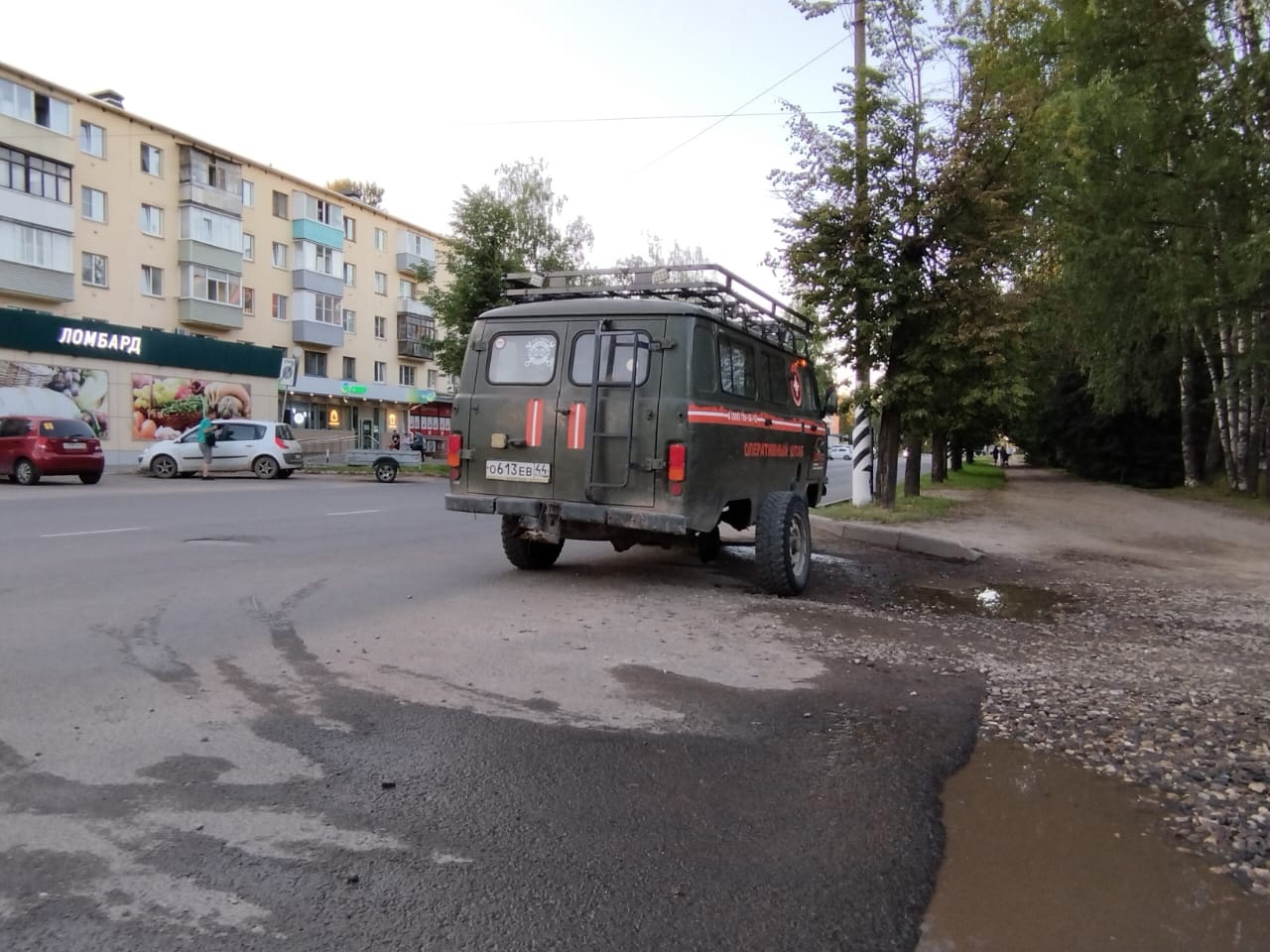 «Развалилась на ходу»: костромской отряд «ЛизаАлерт» остался без единственной машины