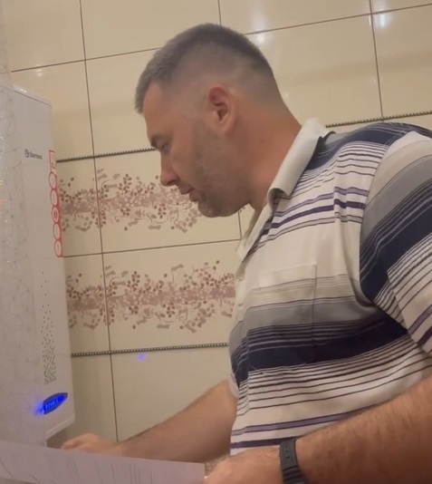 «Завысил цену в три раза»: в Костроме «мастер на час» за установку водонагревателя потребовал 11 тысяч рублей