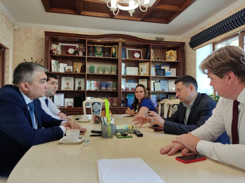 В Кострому с визитом прибыл Посол Узбекистана