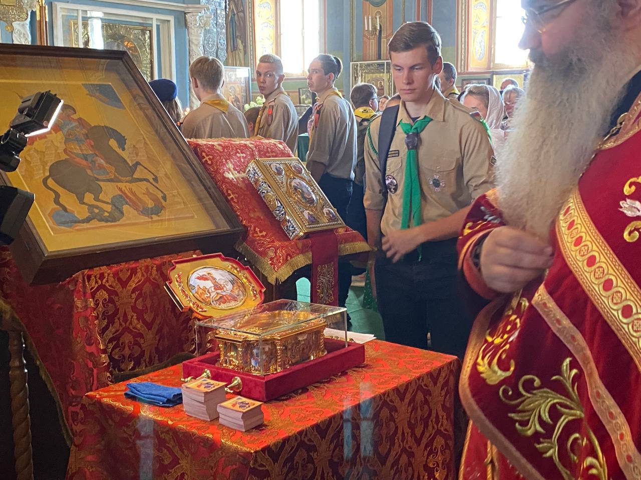 В Кострому доставили ковчег с частицей мощей Георгия Победоносца