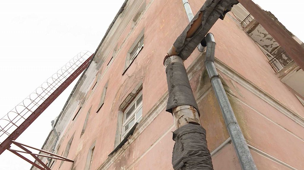 Локация для фильма ужасов: студенты костромского энергетического техникума показали свое «адское» общежитие (ВИДЕО)