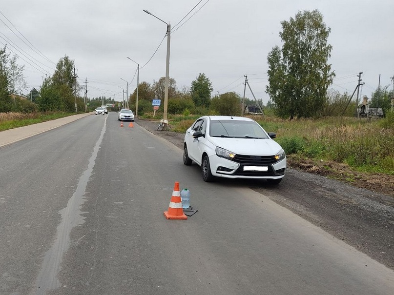 В Костроме пенсионерка на велосипеде попала под колеса легковушки