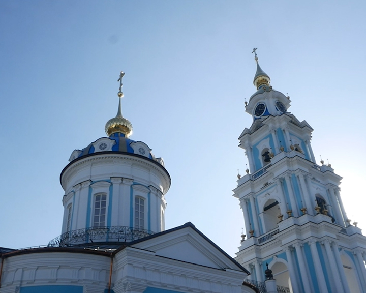 Кострома как на ладони: воссозданный кремль скоро откроет двери для прихожан