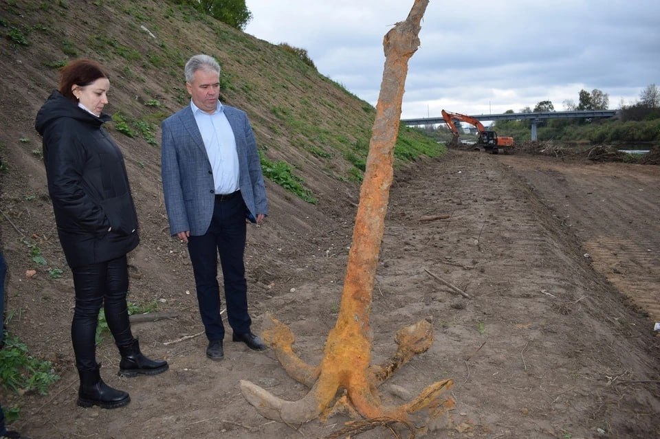 В Костромской области нашли огромный 200-летний якорь