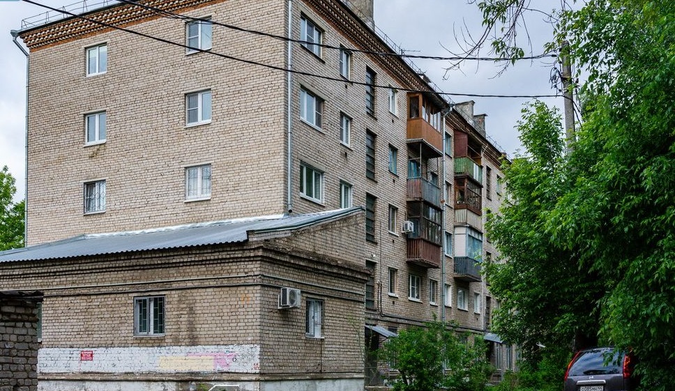 В Костроме подвал многоэтажки на улице Гагарина топит кипятком больше недели