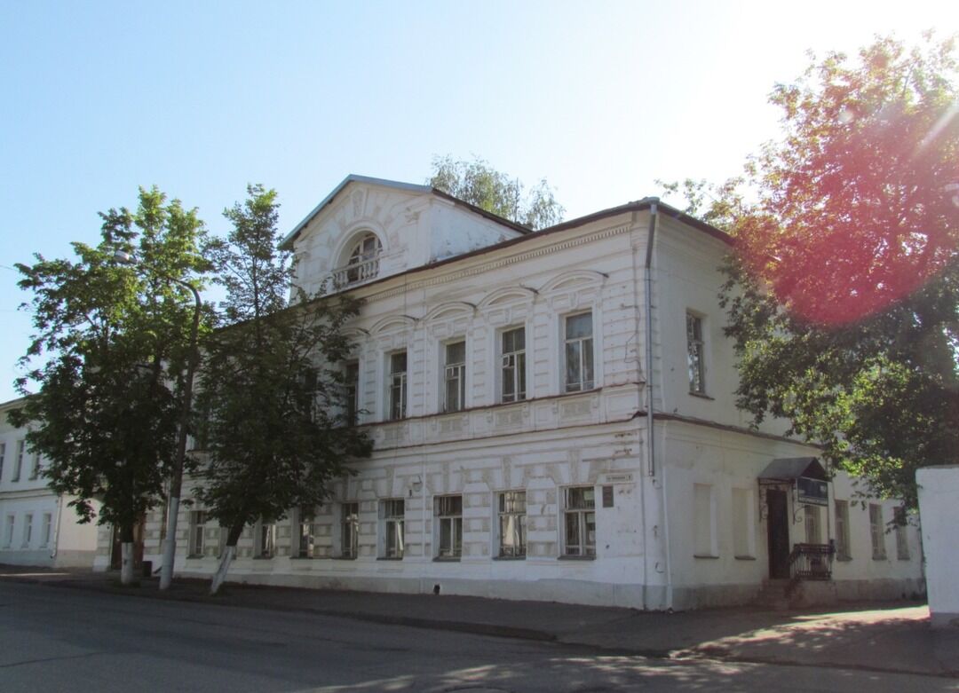Околели: в самом центре Костромы замерзает 8-квартирный дом