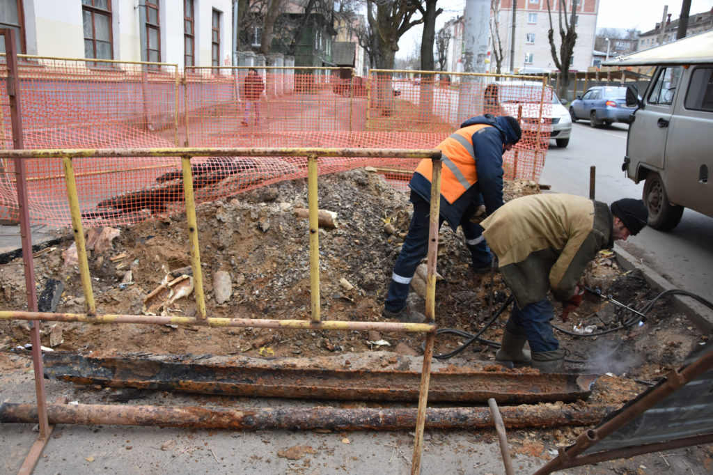 Около 1 % домов в Костроме остается без тепла: где идут работы