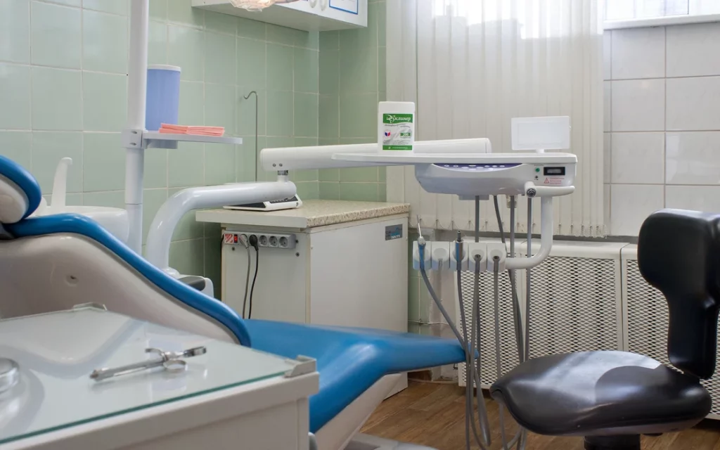 Запись к детскому стоматологу вызвала разногласия среди костромичей