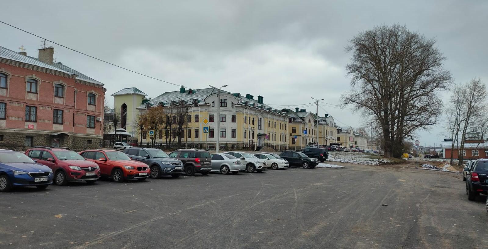 В Костроме появились около 900 дополнительных парковочных мест