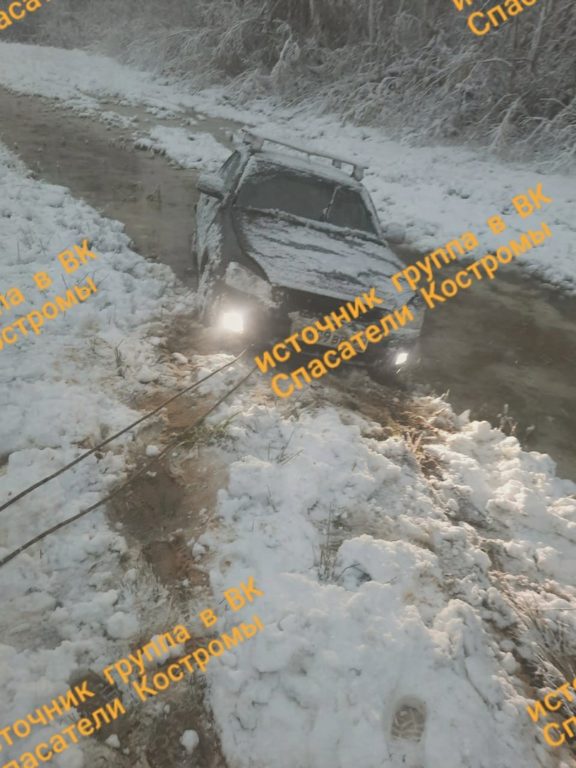 На северо-востоке Костромской области снегопад привел к авариям на дорогах