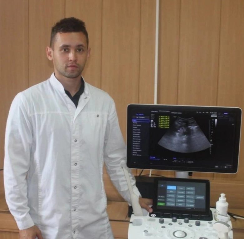 В Кологривской районной больнице заработал новый УЗИ-аппарат