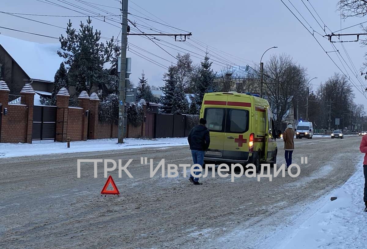 Скорая с костромской роженицей попала в ДТП в городе Иваново